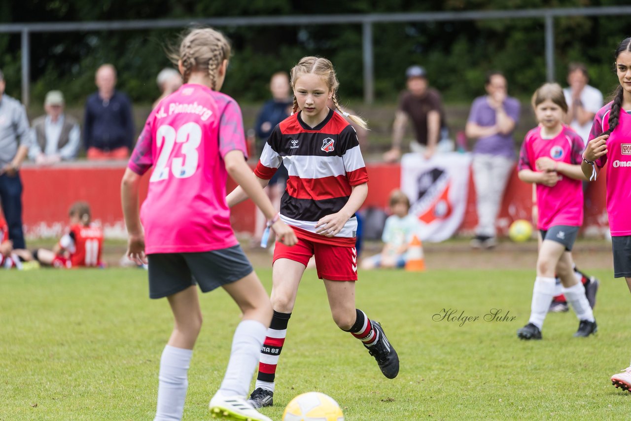 Bild 342 - Loewinnen Cup